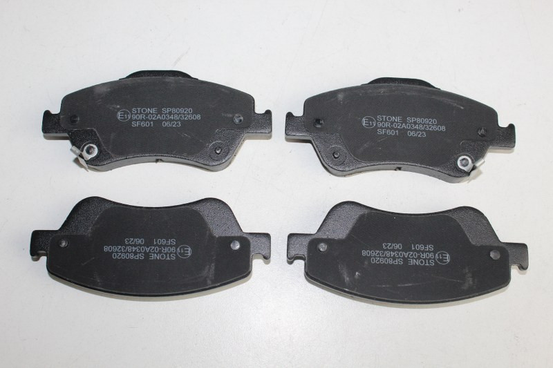 TOYOTA BRAKE PAD SET-REAR COROLLA QUEST 1.6 14-16